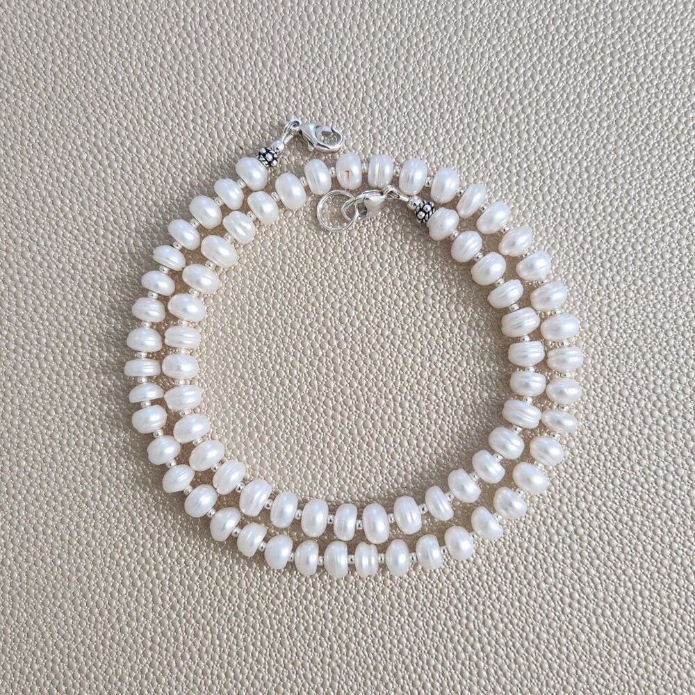 WHITE PEARL NECKLACE--18"